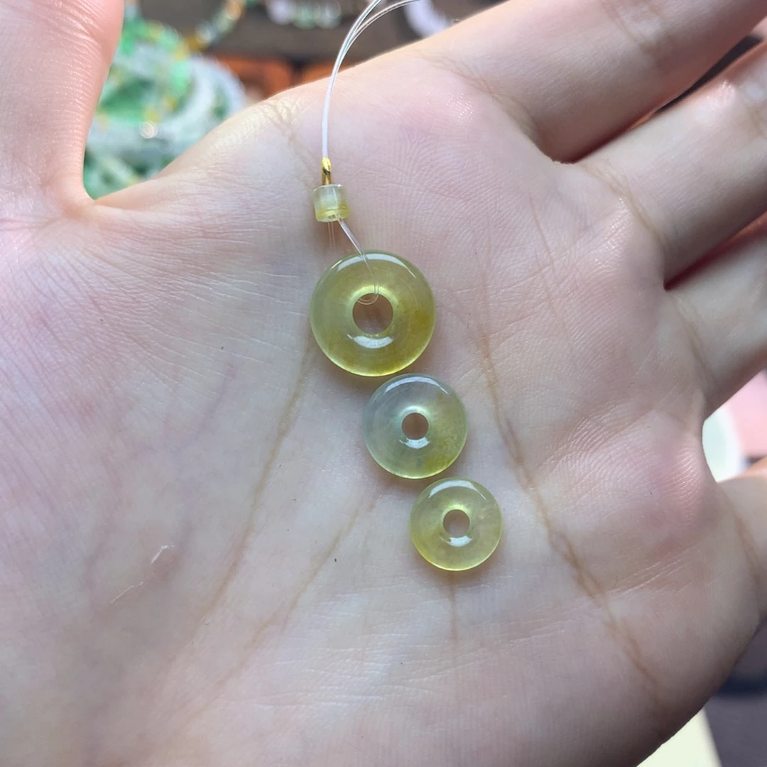 翡翠散珠冰黄甜甜圈一套
