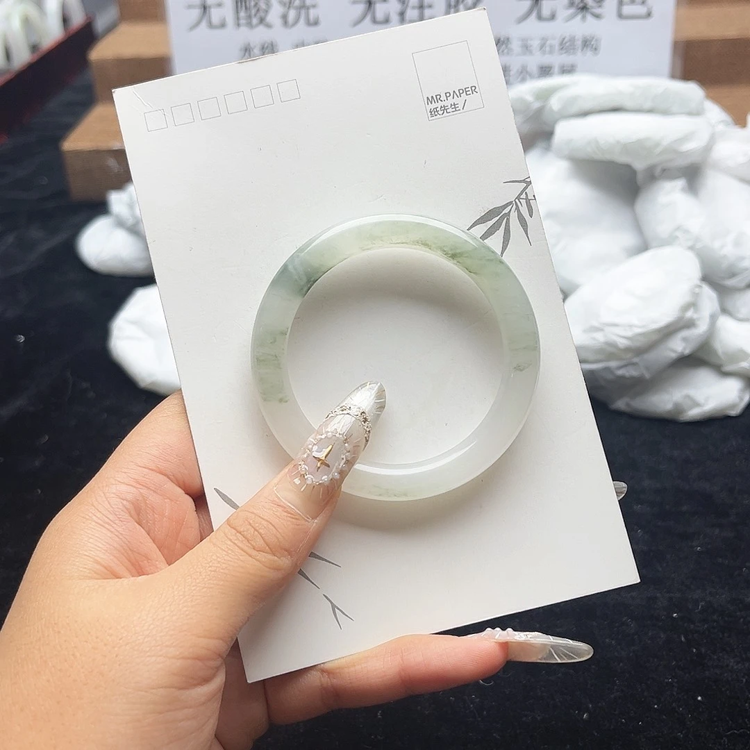 未镶嵌手镯石英质玉h36