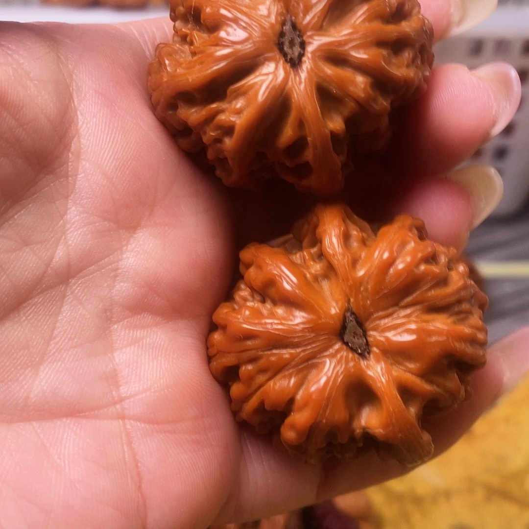吊坠文玩核桃邯****）玉龙粗筋
