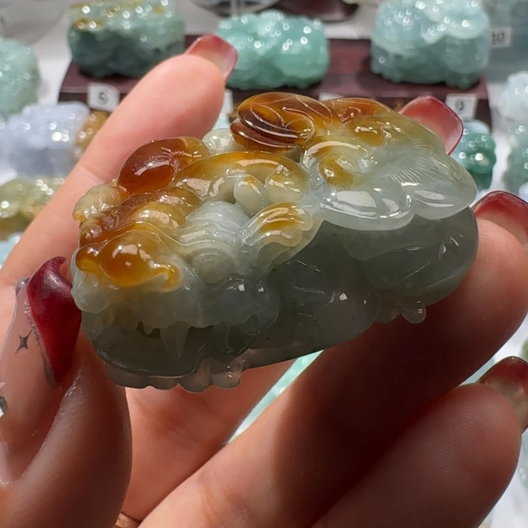 定制翡翠未镶嵌貔貅