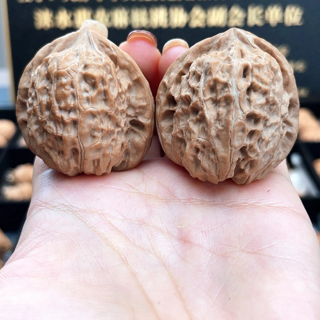 把件文玩核桃赵**万3904异形高桩