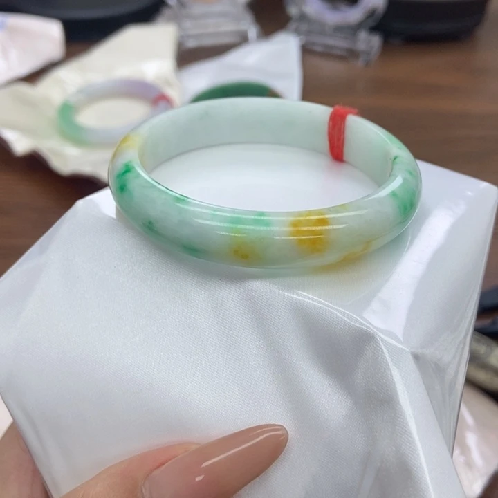 我**恒未镶嵌手镯58圈口