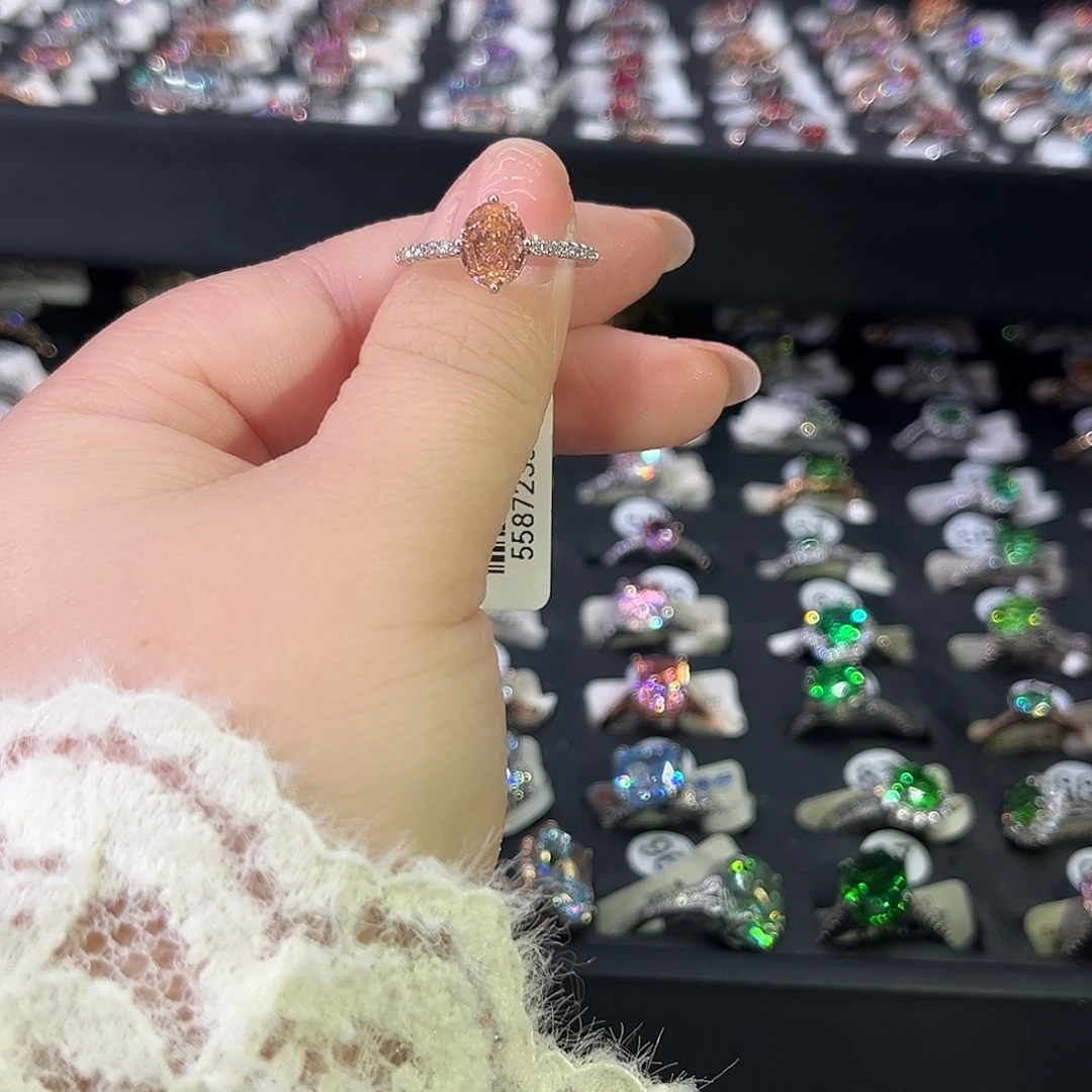 莫桑石非金属SH K白微镶鸽子蛋-12（换粉冰花）