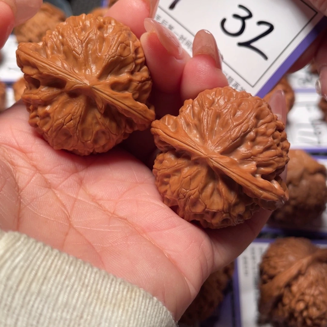 文玩核桃把件32号灯42