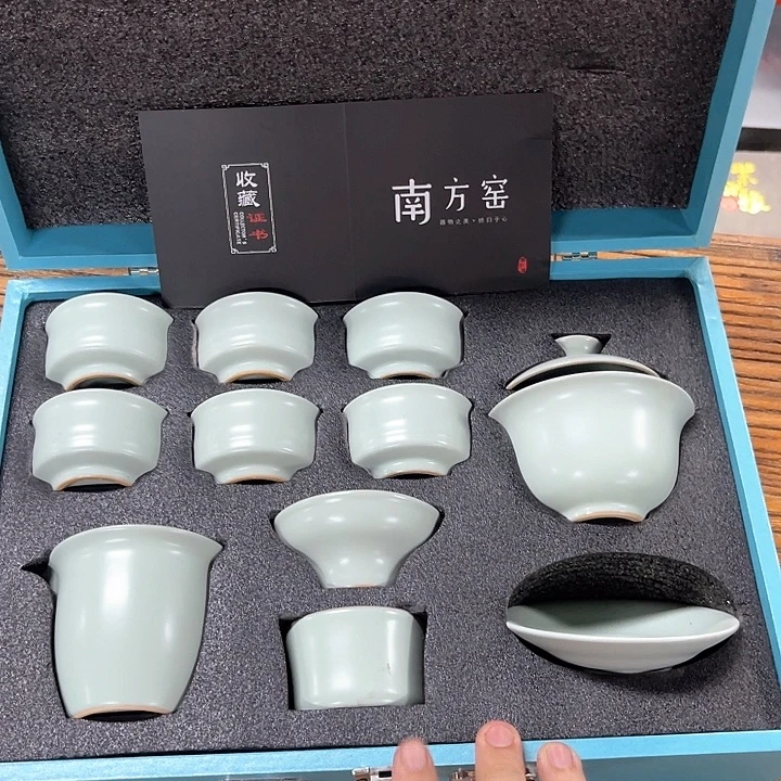 孤品茶具套装等。