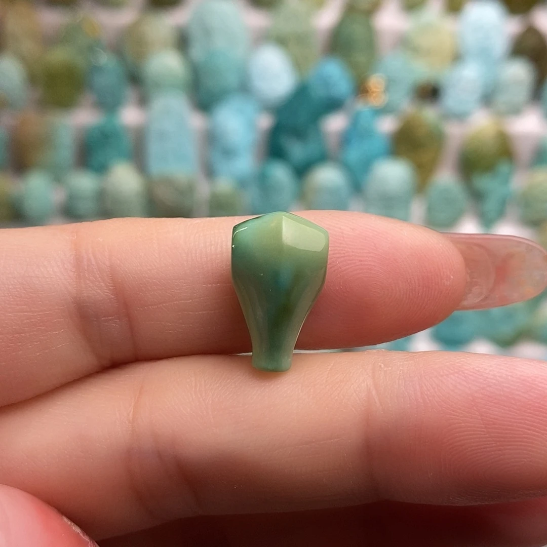 绿松石未镶嵌绿松石