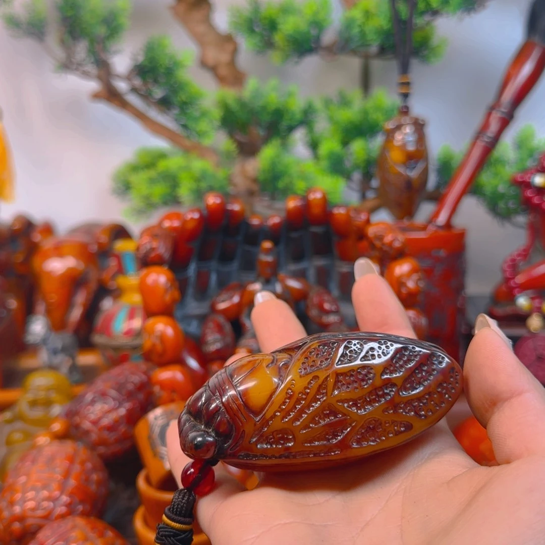 琥珀裸石未镶嵌手把