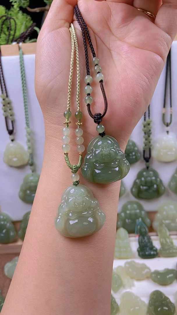 【新粉首选】保真和田玉30mm尺寸玉佛性价比高推荐