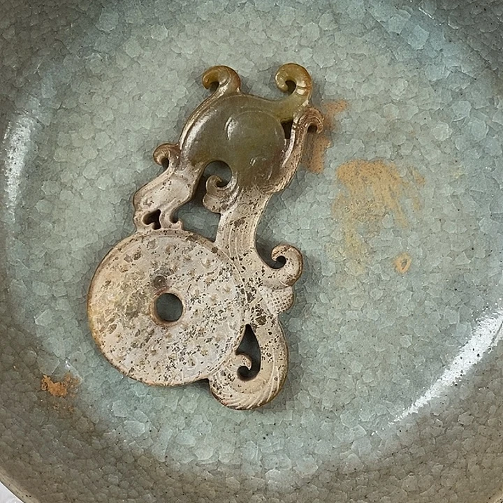 迎***香和田玉（糖玉）未镶嵌颈饰