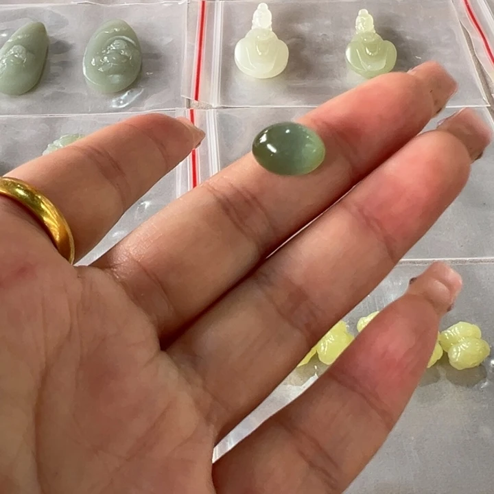 和田玉未镶嵌吊坠(不含链)