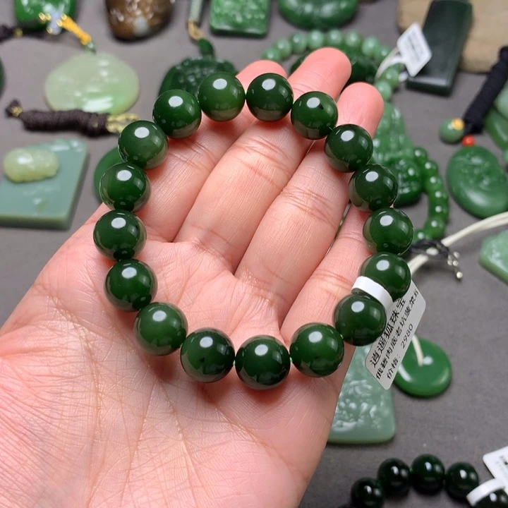 和田玉未镶嵌手串