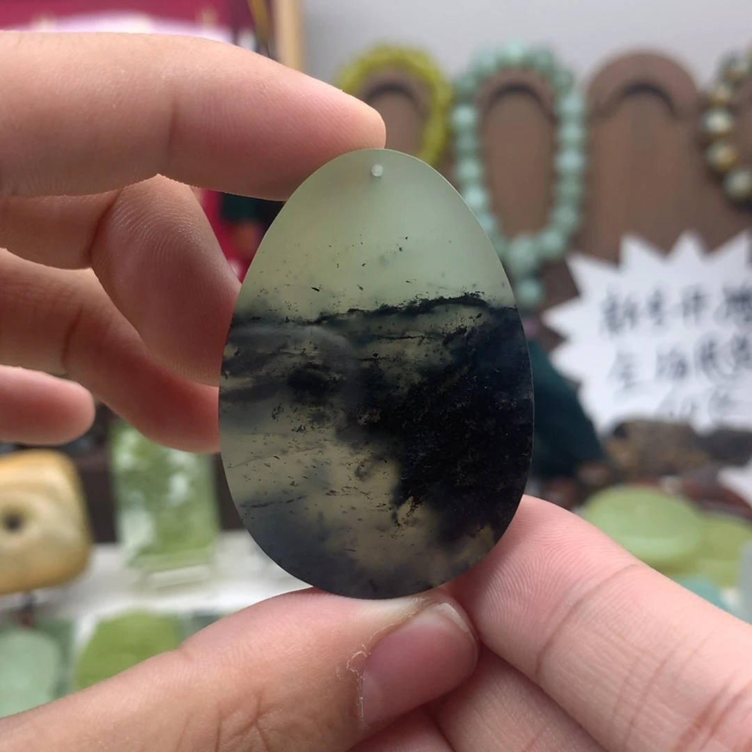 岫玉未镶嵌吊坠(不含链)