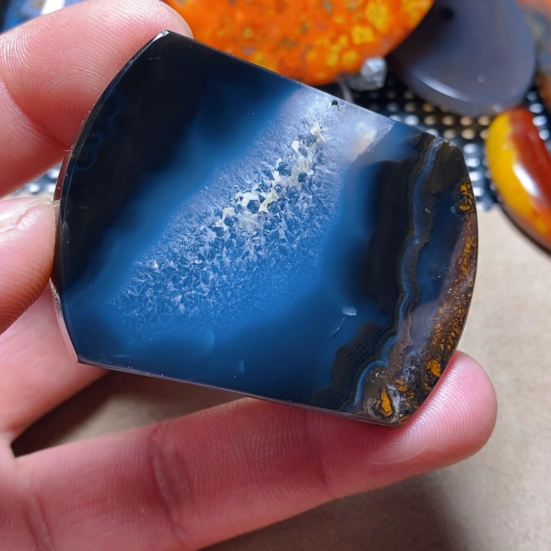 玛瑙/玉髓颈饰未镶嵌问*堂