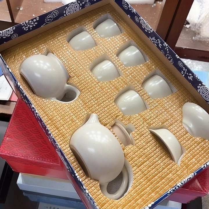 孤品茶具套装等。
