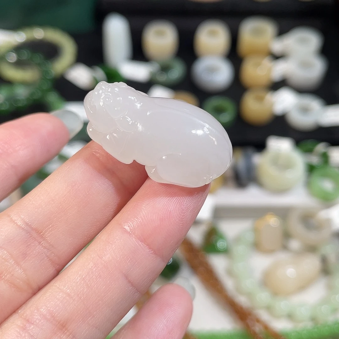 和田玉（白玉）未镶嵌吊坠(不含链)/下班福利款/白玉貔貅