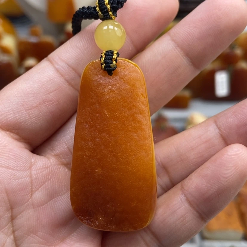 【闪购商品】琥珀颈饰未镶嵌