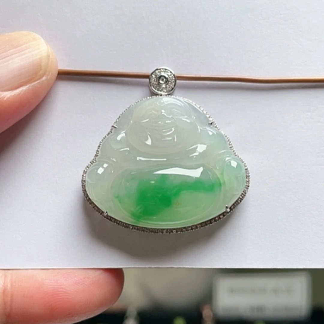 【闪购商品】吊坠(不含链)18K金镶嵌翡翠