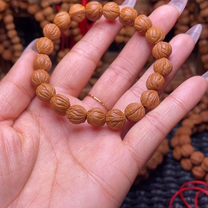 木质类龙纹桃枭手串