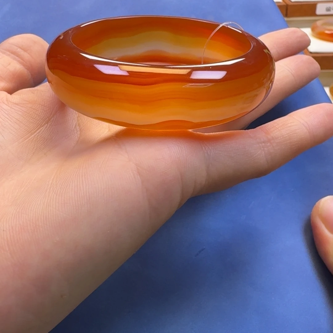 玛瑙/玉髓未镶嵌手镯