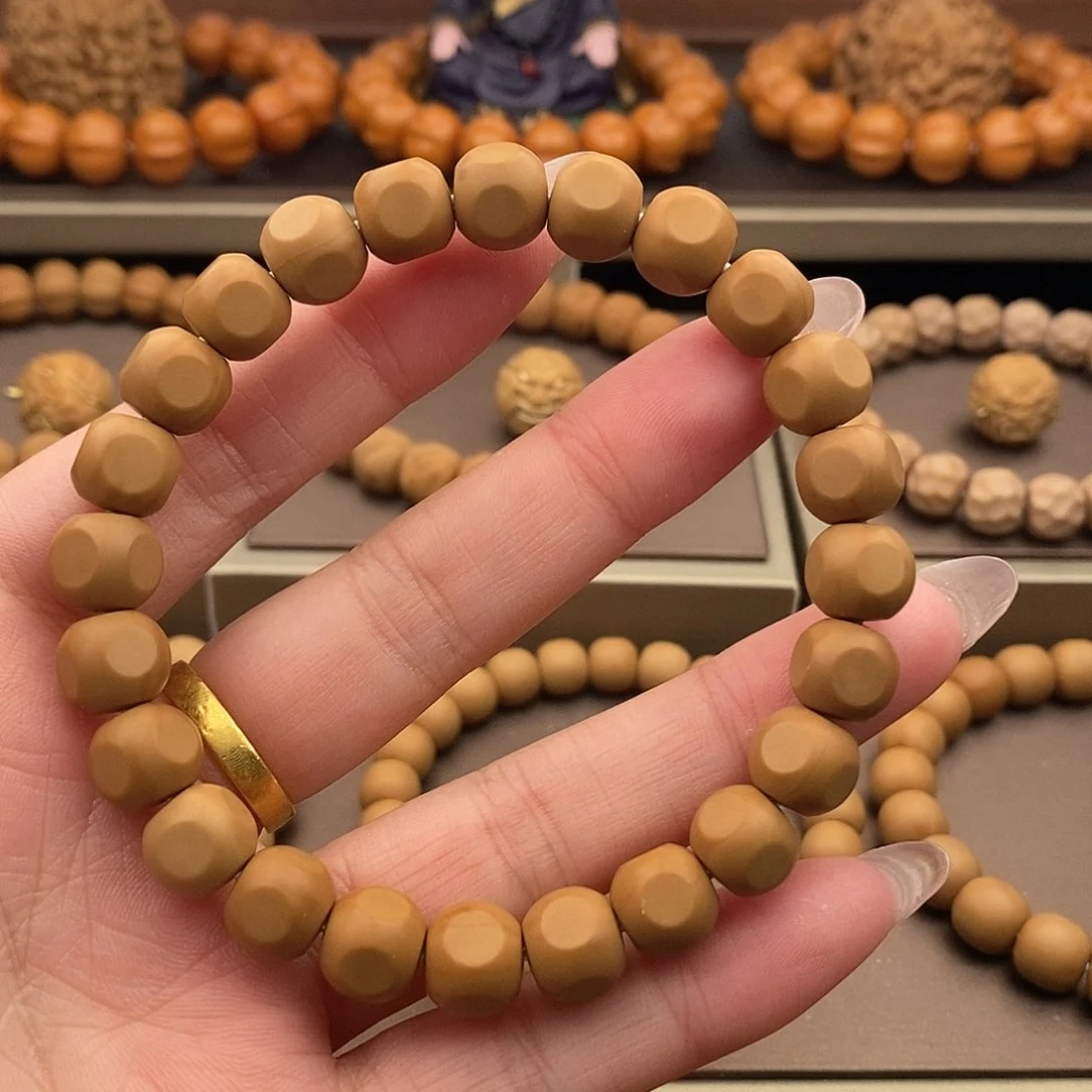 猴头核桃手串六方瑕疵