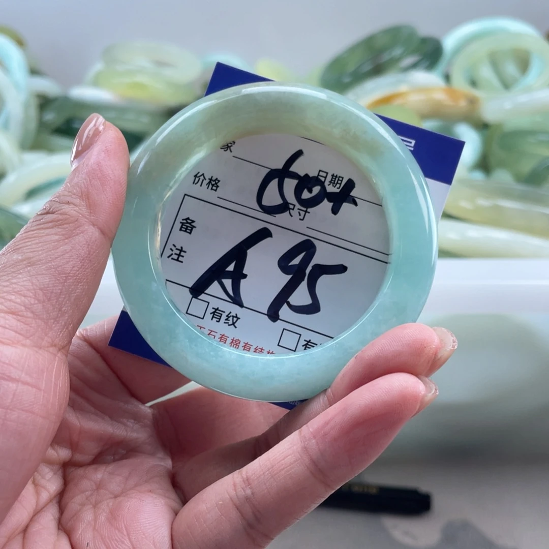 岫玉未镶嵌手镯手镯