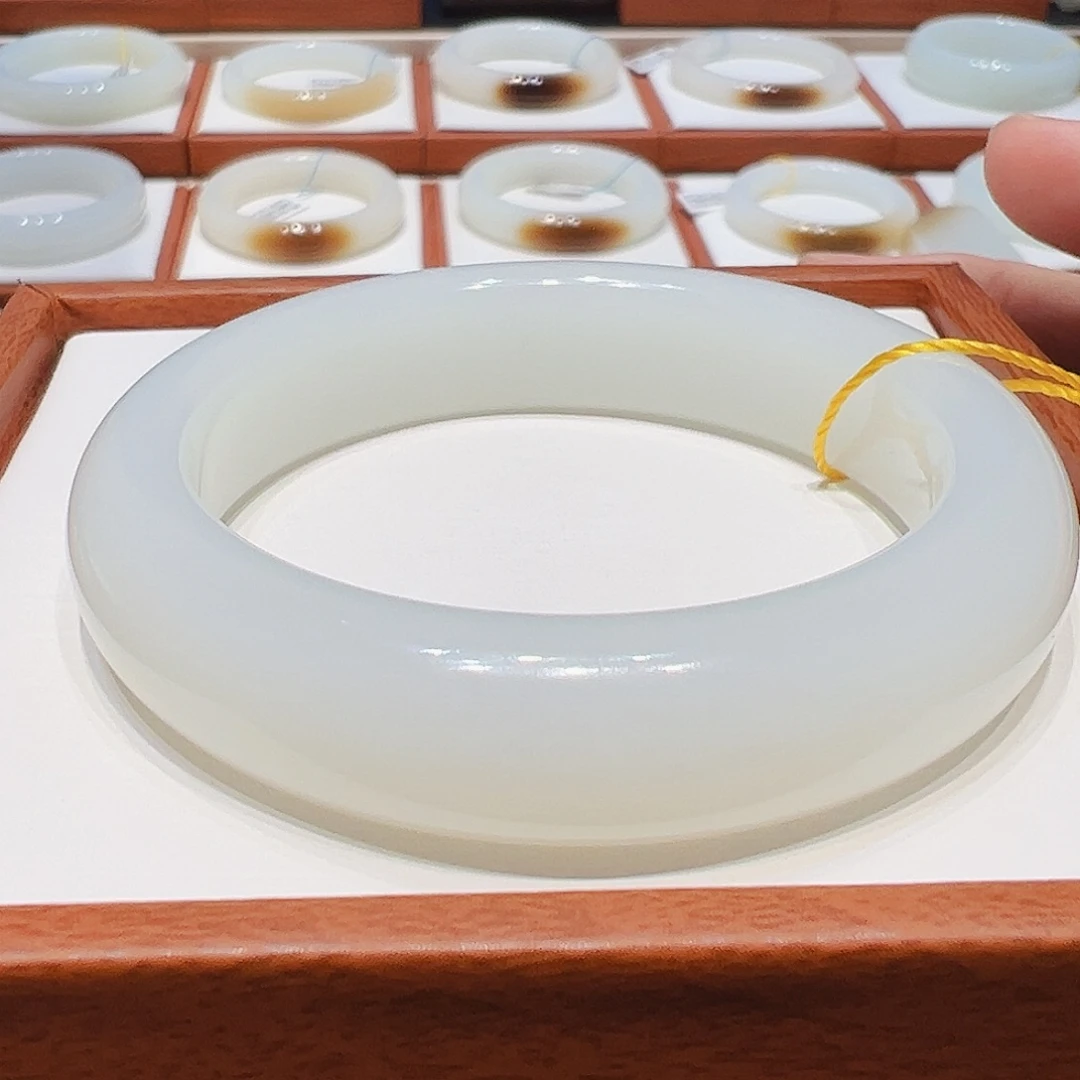 和田玉未镶嵌手镯羊脂白5253