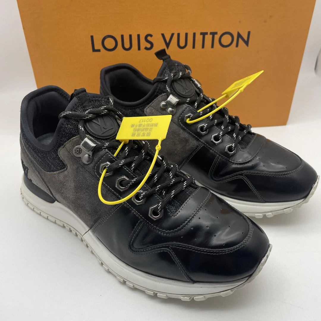 95新 LouisVuitton/路易威登 /39欧码 男款黑色拼接休闲运动板鞋