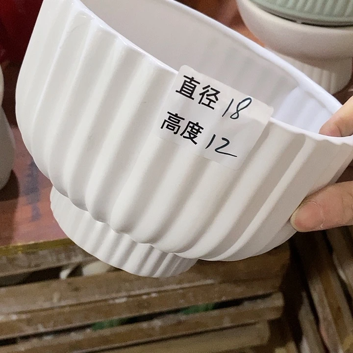 摆件陶陶盆有孔 瑕疵介意勿拍