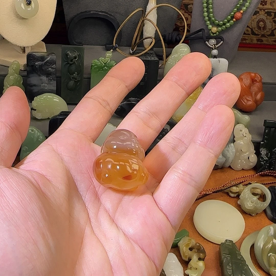奶***猫玛瑙/玉髓未镶嵌颈饰