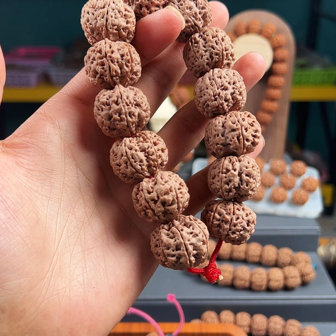 太***阳金刚菩提手串六瓣