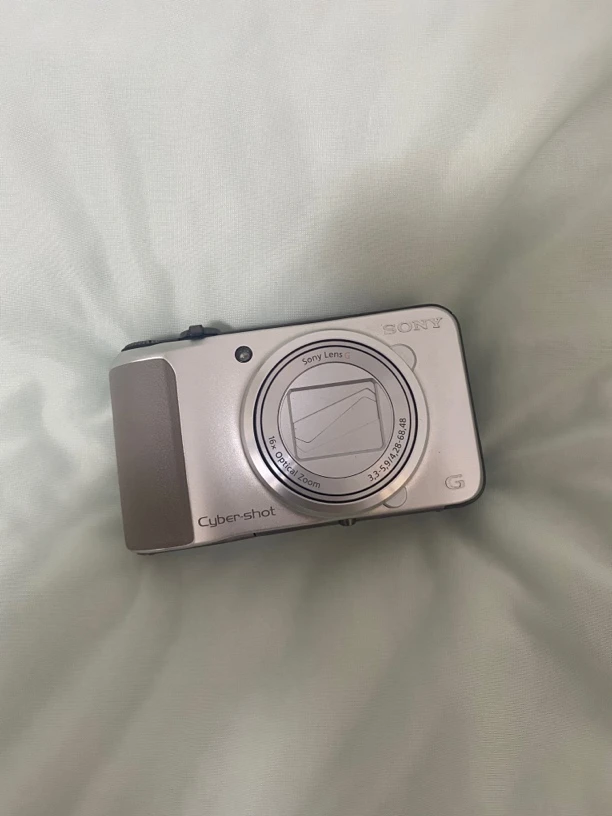 9新 Sony/索尼 hx10银色1820w像素长焦数码相机