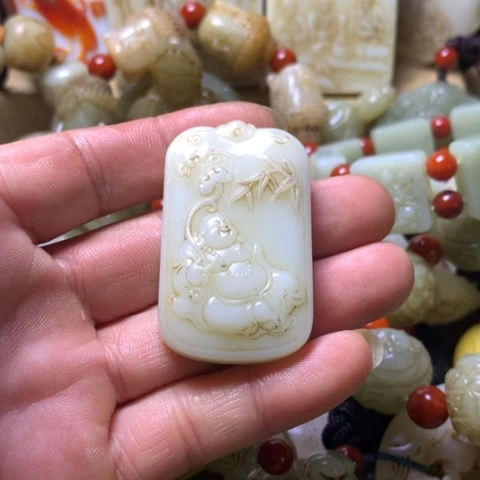 未镶嵌和田玉挂件来*