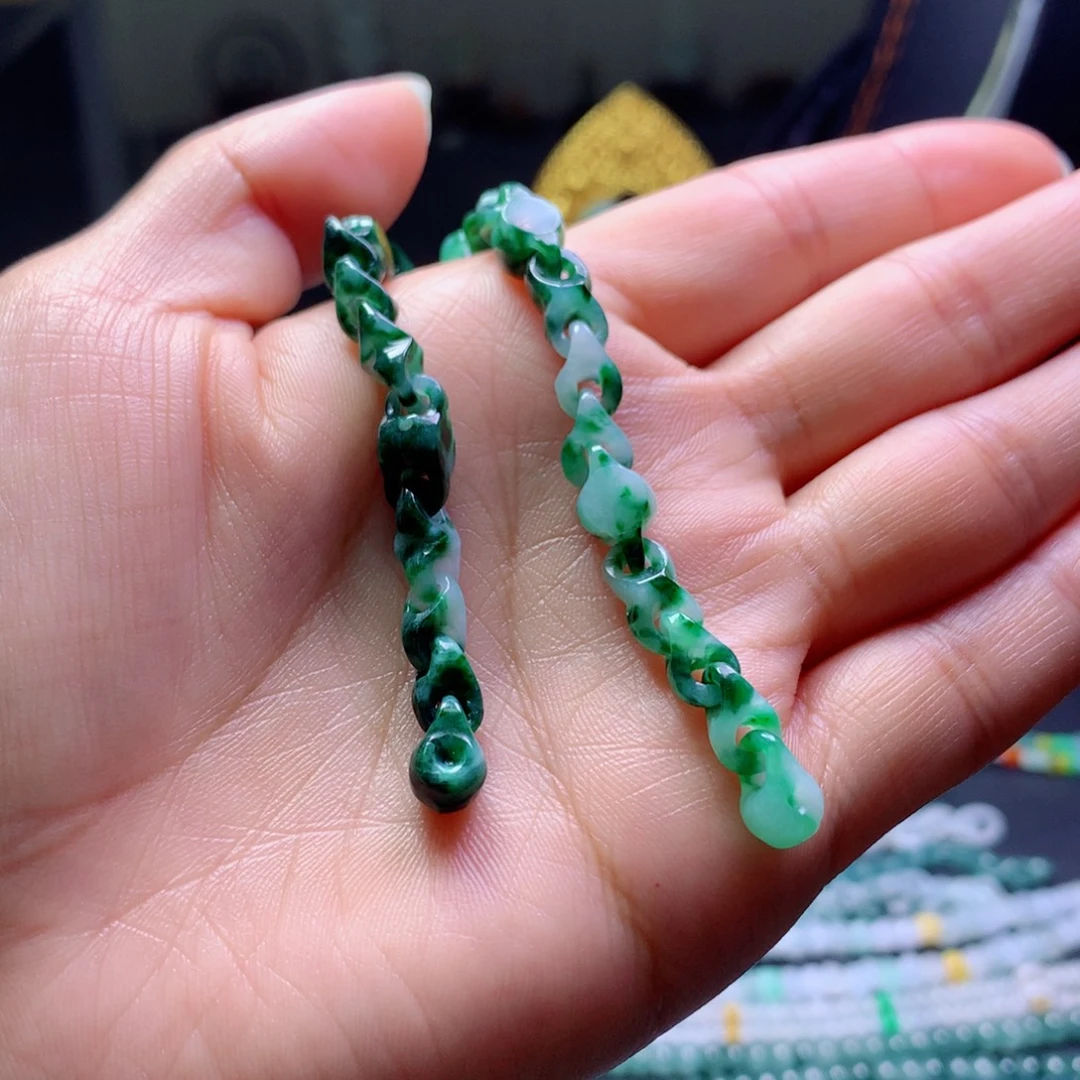 文***聊定制翡翠未镶嵌翡翠