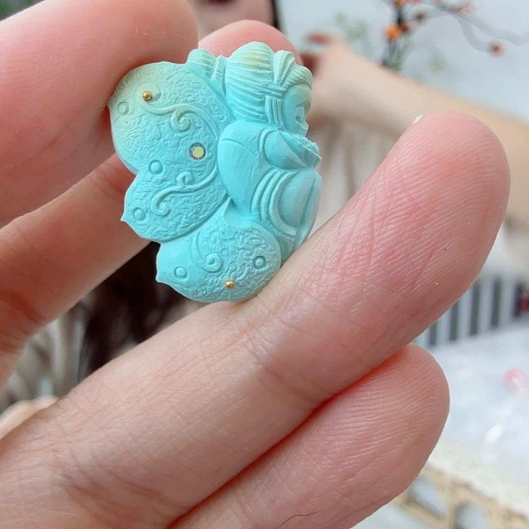 绿松石未镶嵌珠宝奇石