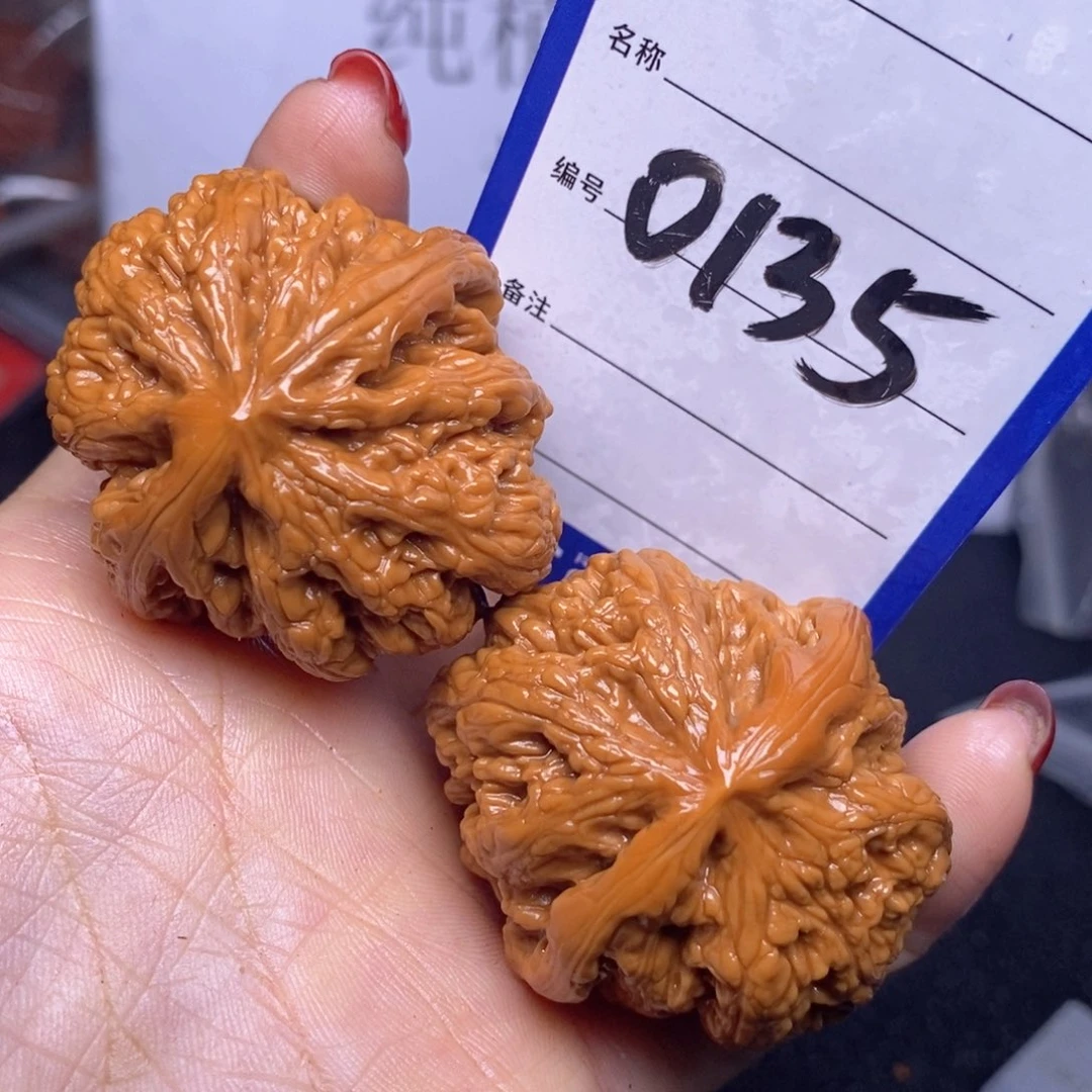 文玩核桃把件?**?0135/41粗筋