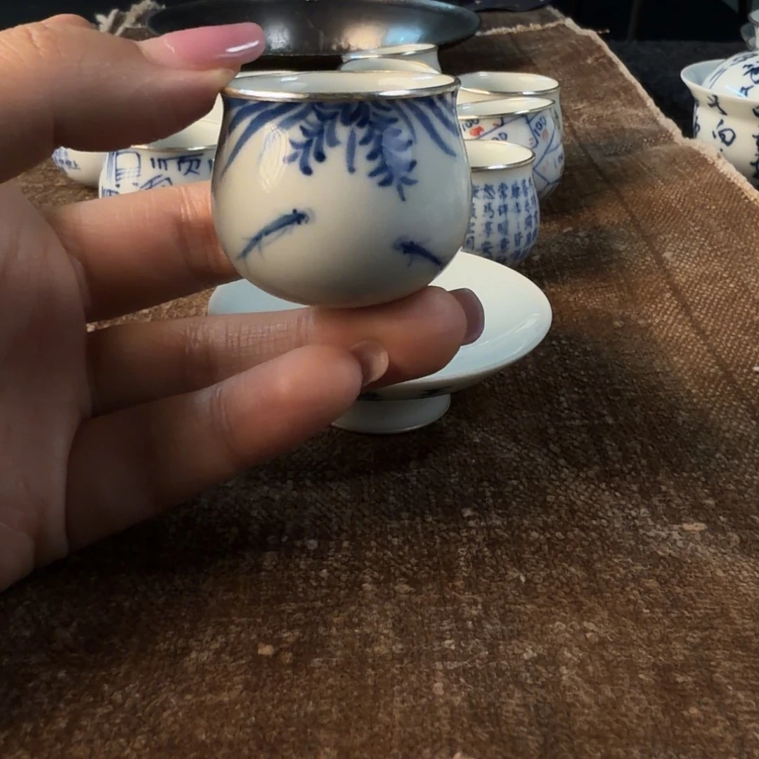 1111落花游鱼1111