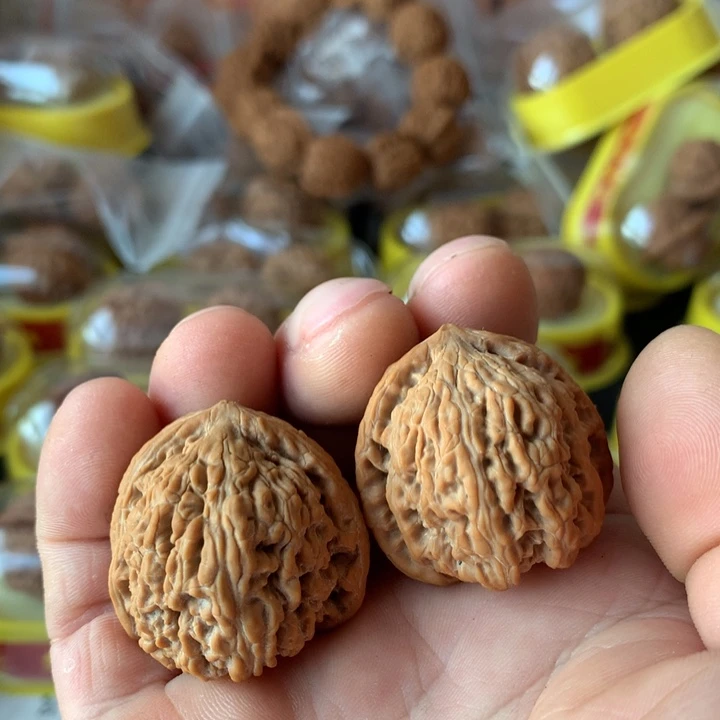 文玩核桃吊坠红玛瑙34