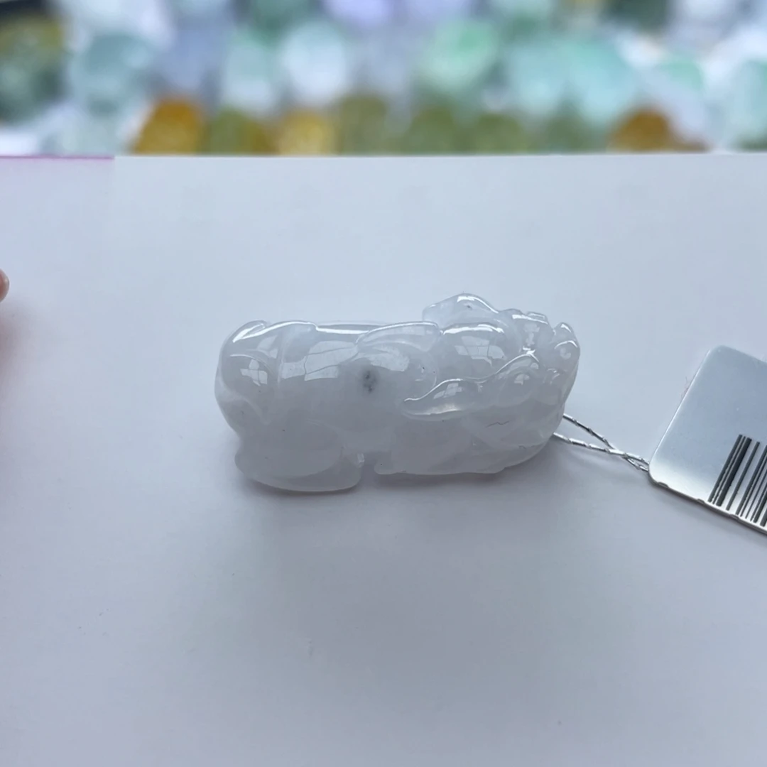 翡翠颈饰未镶嵌貔貅