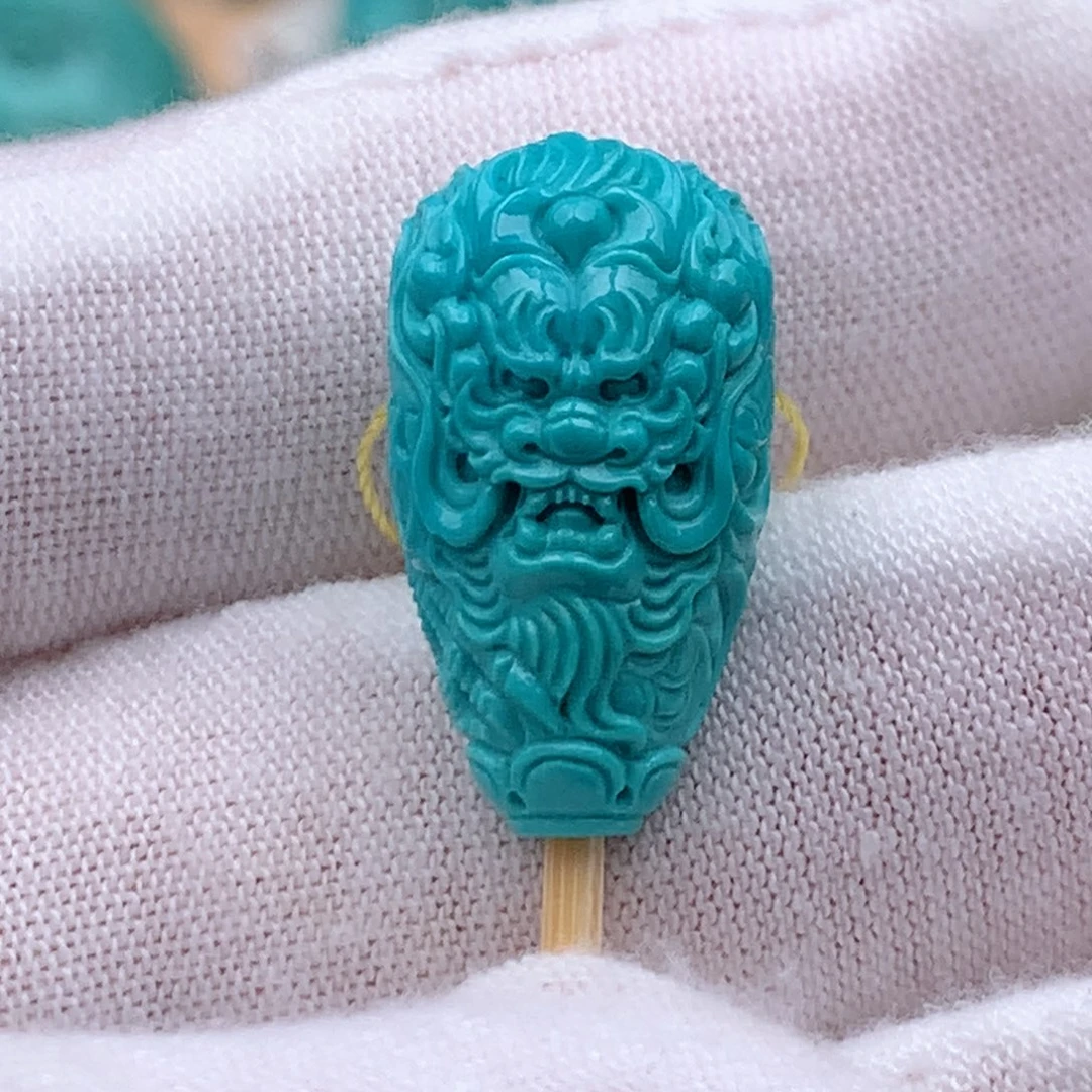 王****绿松石未镶嵌珠宝奇石