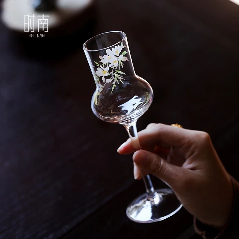 春归高脚杯耐热加厚玻璃杯家用创意高颜值品鉴杯绿茶专用泡茶杯