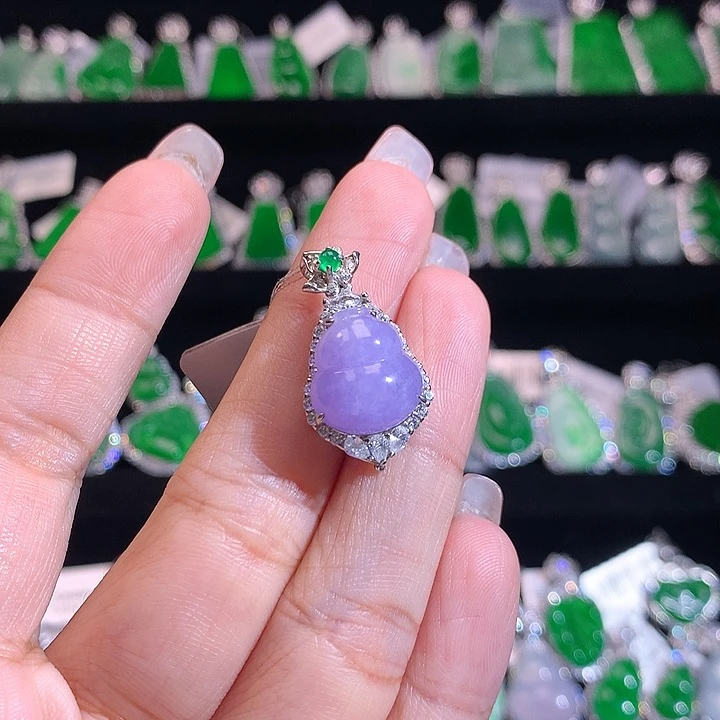 【闪购商品】颈饰银S925镶嵌翡翠