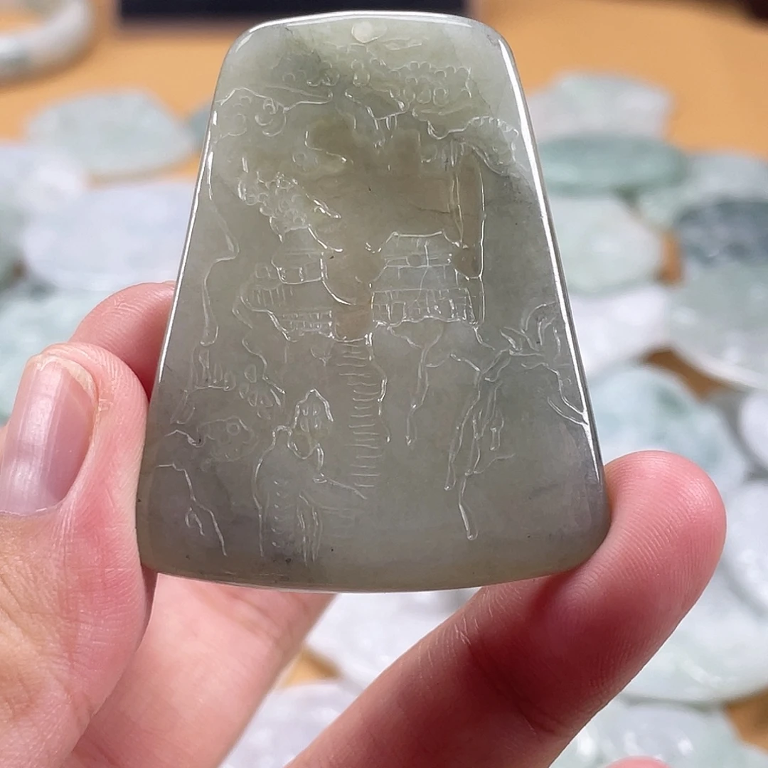 翡翠未镶嵌颈饰翡翠