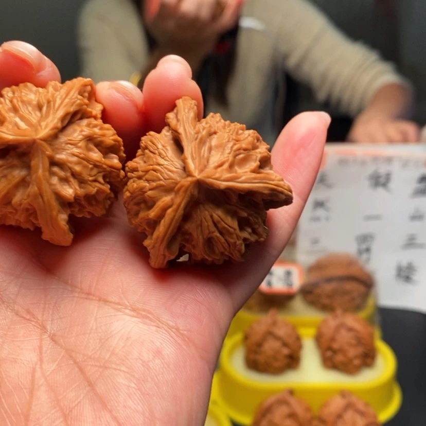 【闪购商品】把件桃核春****39号三棱子