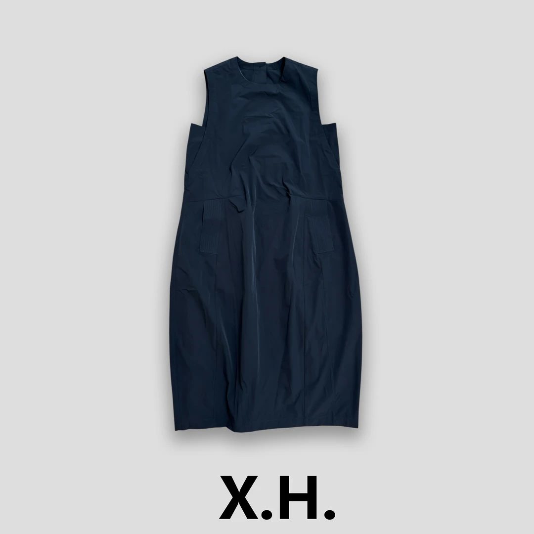 【刘小黑】夏季轻盈解构设计立裁花苞感背心连体裙