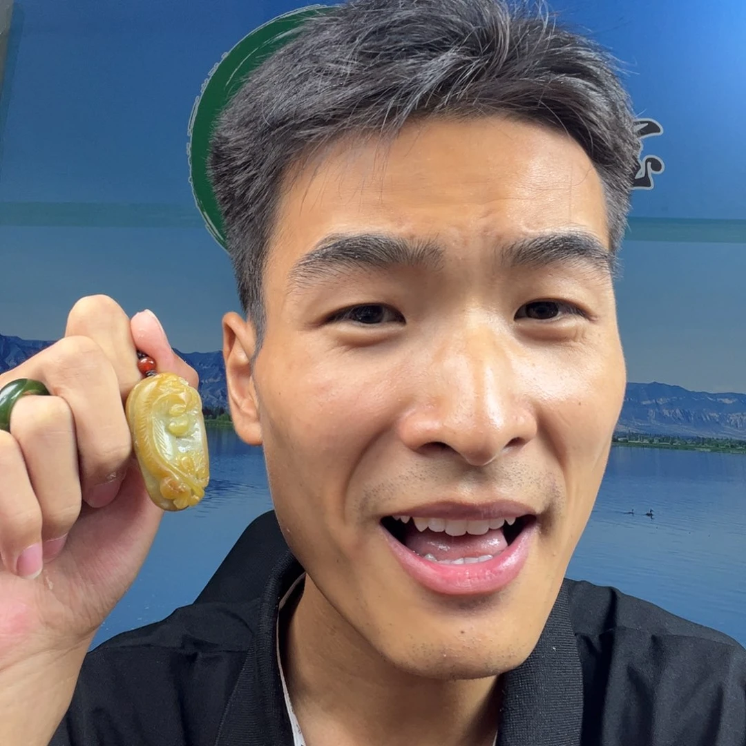 和田玉未镶嵌颈饰我