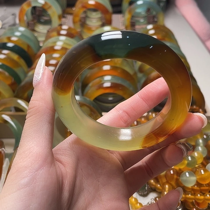 蛇纹石玉未镶嵌手镯54.7