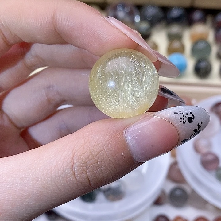 水晶戒指未镶嵌?****੭，