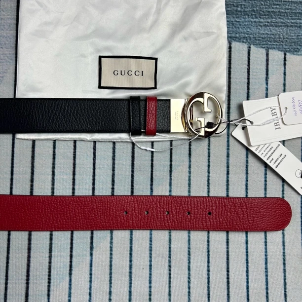 未使用 GUCCI/古驰 金扣双G红黑双面腰带