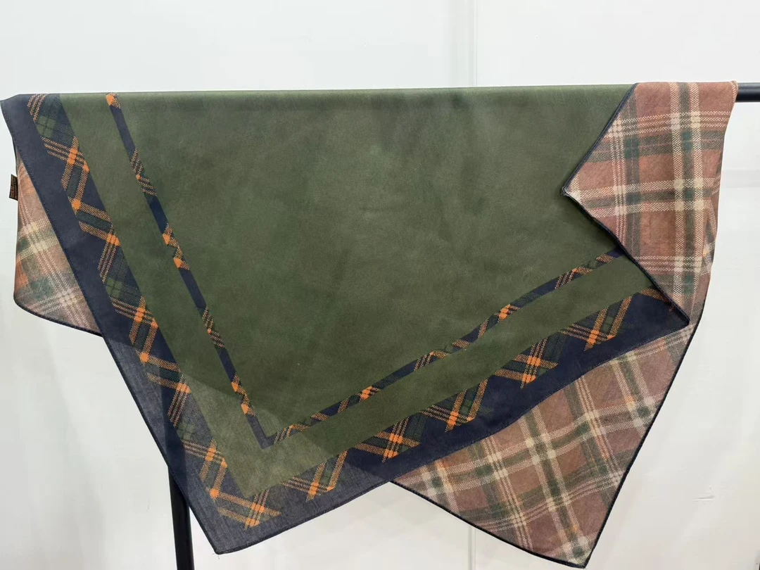 K（绿扣）【绿棕格调】-P12 时尚 丝毛+棉 双面异色85*85方巾