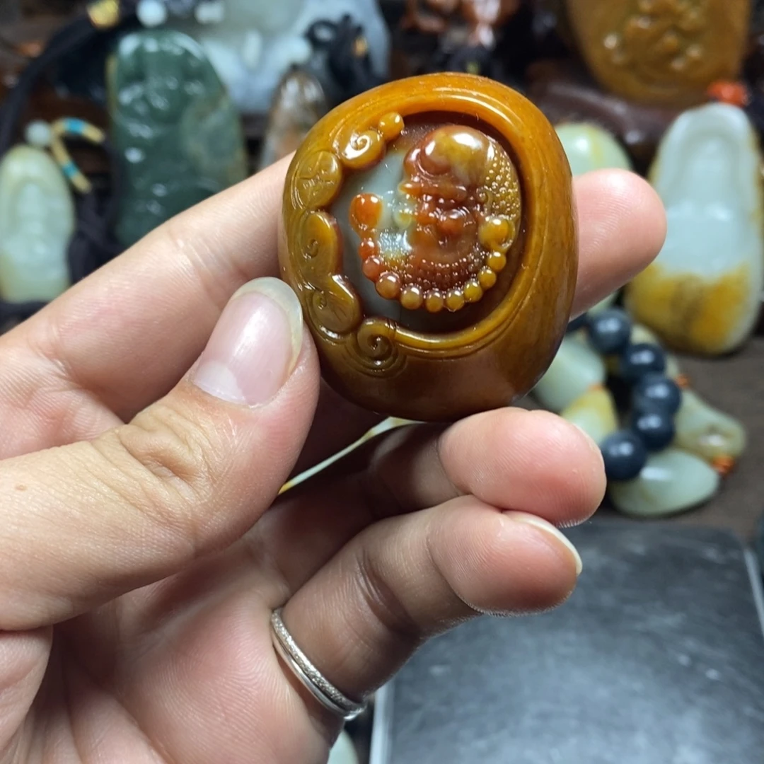 和田玉未镶嵌挂件